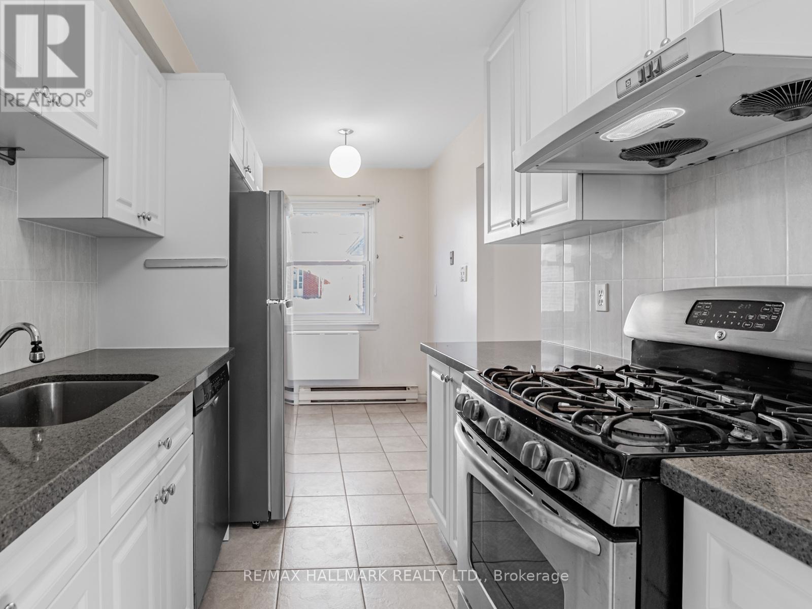 405 - 11 Reith Way, Markham, Ontario  L3T 5C6 - Photo 13 - N12630308