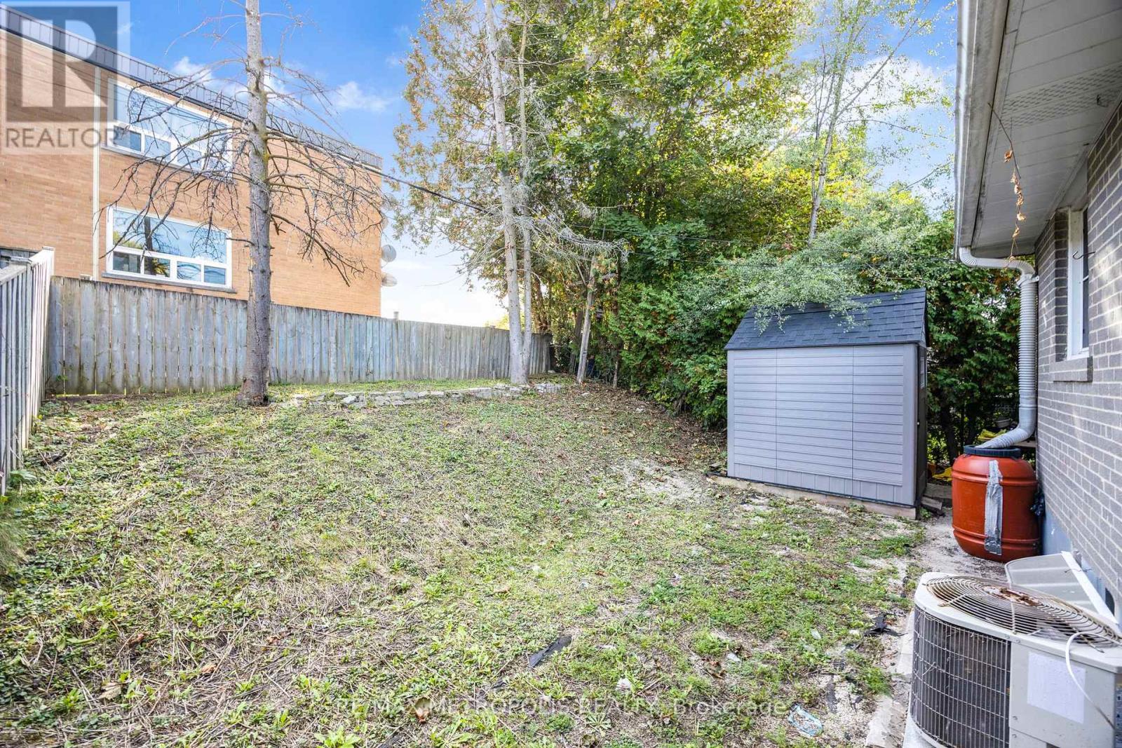 Main - 228 Penn Avenue S, Newmarket (Bristol-London), Ontario  L3Y 2S5 - Photo 23 - N12630312