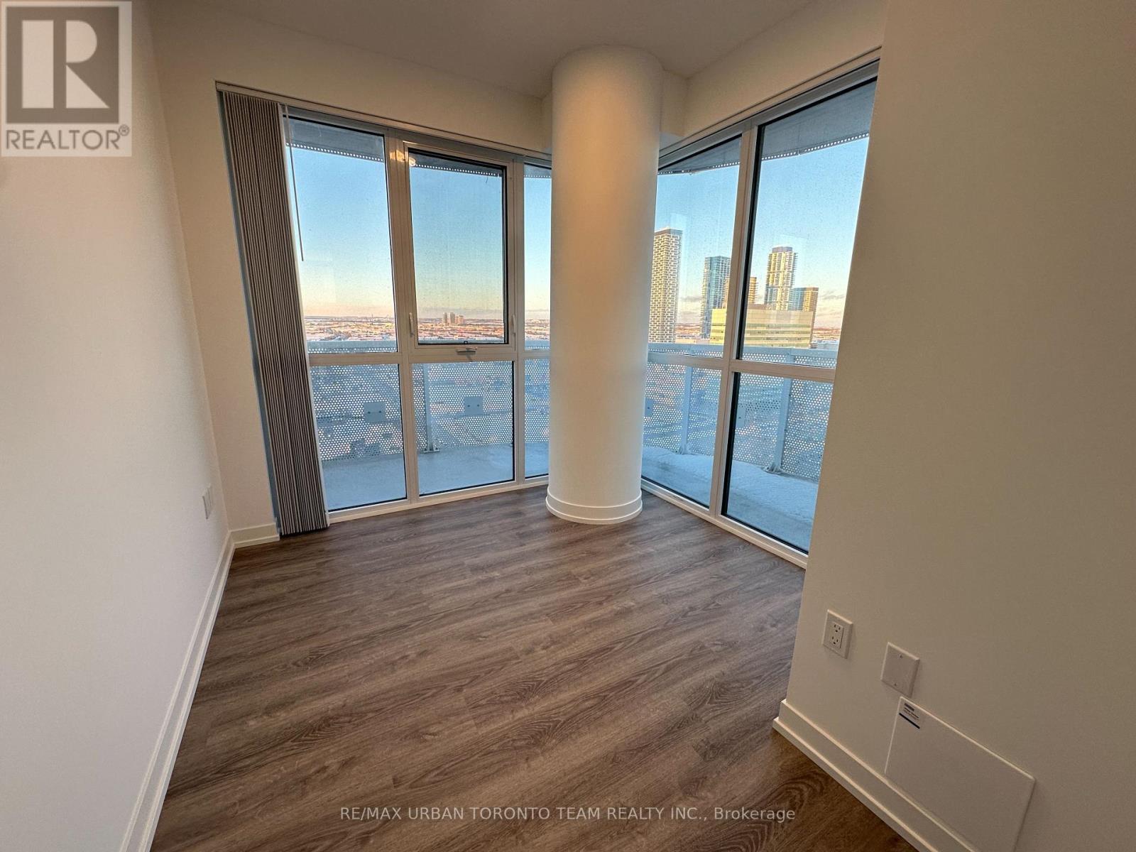 2206 - 8 Interchange Way, Vaughan, Ontario  L4K 5Z7 - Photo 20 - N12630326