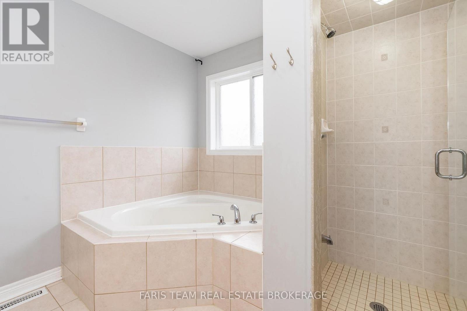 1198 Westmount Avenue, Innisfil, Ontario  L9S 4Z7 - Photo 24 - N12512300