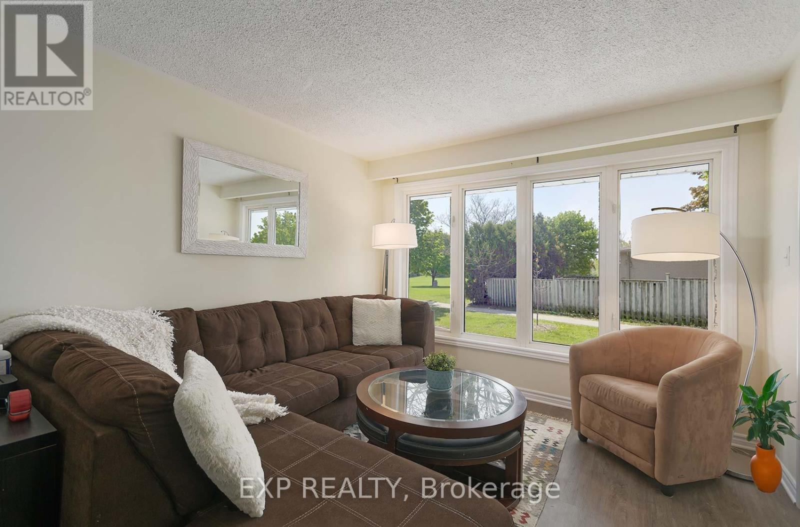 22a Bernick Drive, Barrie, Ontario  L4M 5J5 - Photo 14 - S12630218