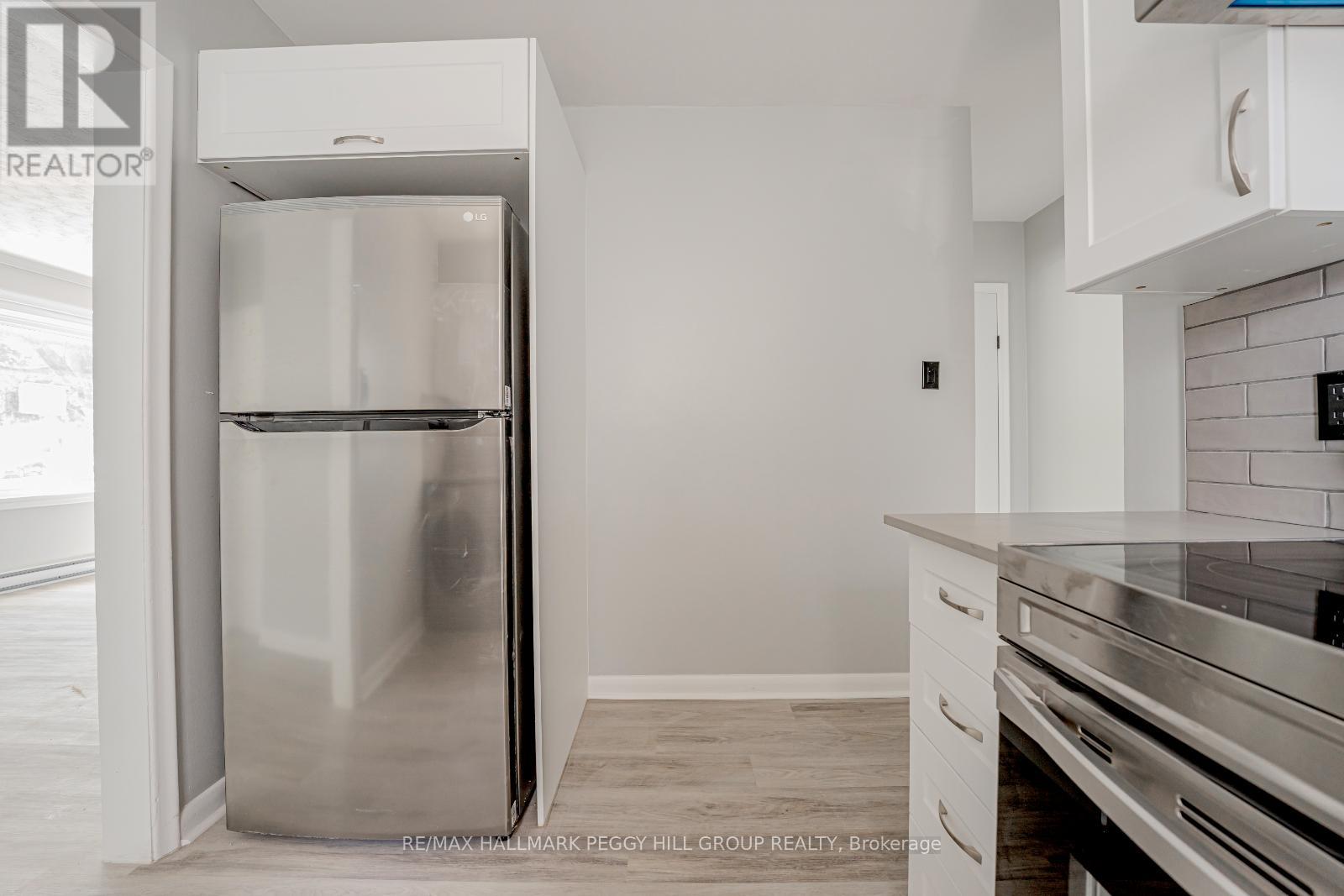 3 - 76 John Street, Barrie (Lakeshore), Ontario  L4N 2K3 - Photo 3 - S12630222