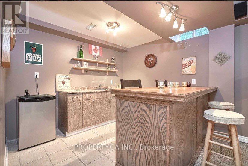 12 Wice Road, Barrie (Holly), Ontario  L4N 8R9 - Photo 15 - S12630258