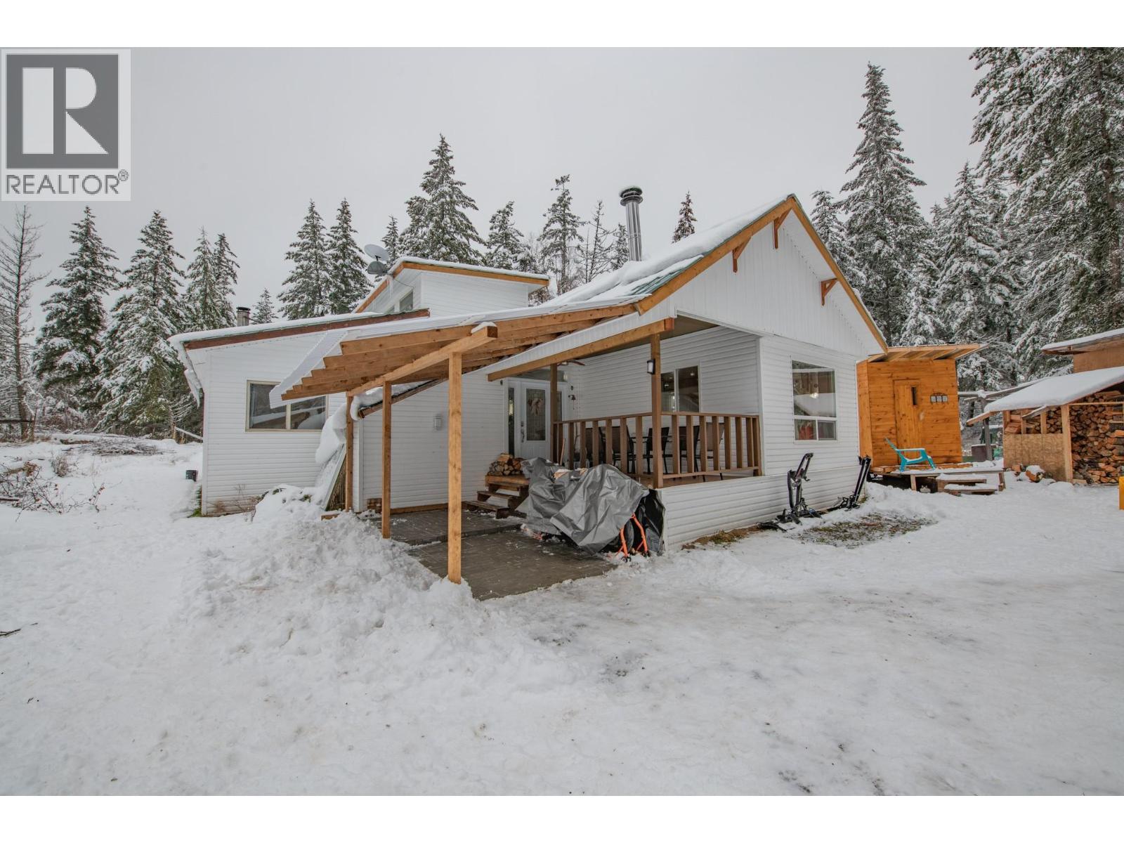 6739 Karjula Road, Falkland, British Columbia  V0E 1W1 - Photo 28 - 10370330