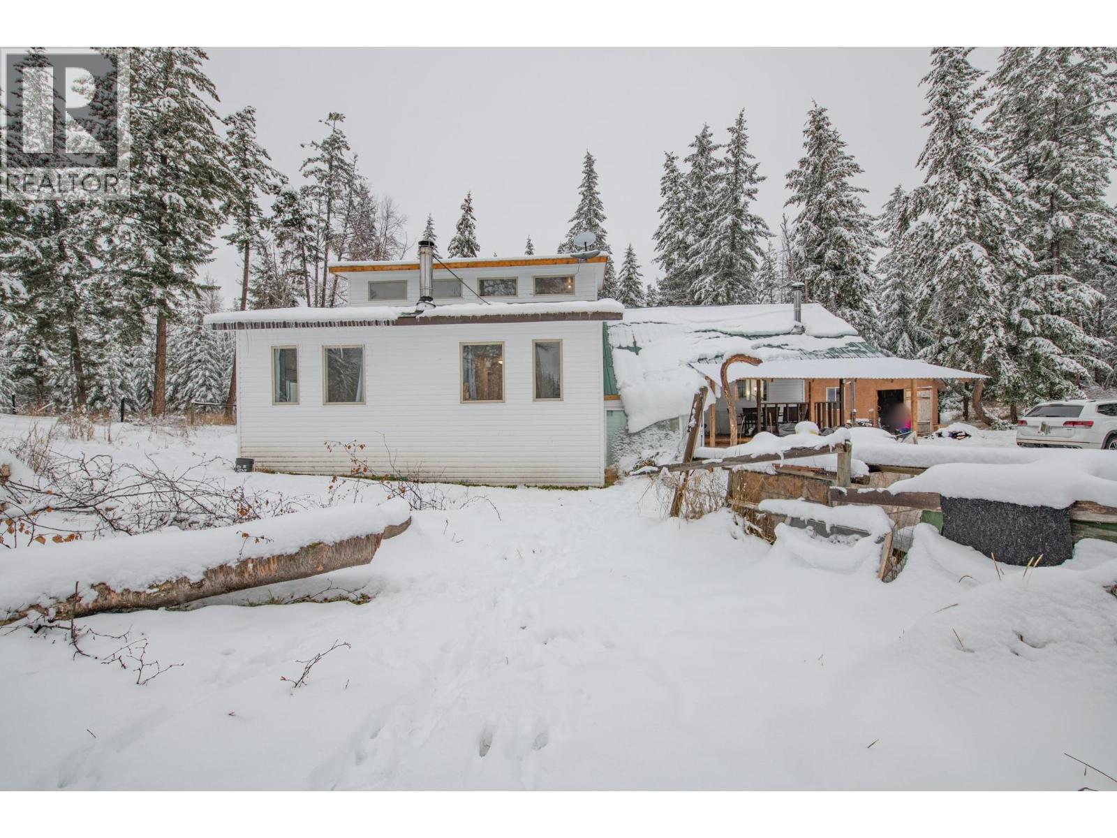 6739 Karjula Road, Falkland, British Columbia  V0E 1W1 - Photo 35 - 10370330