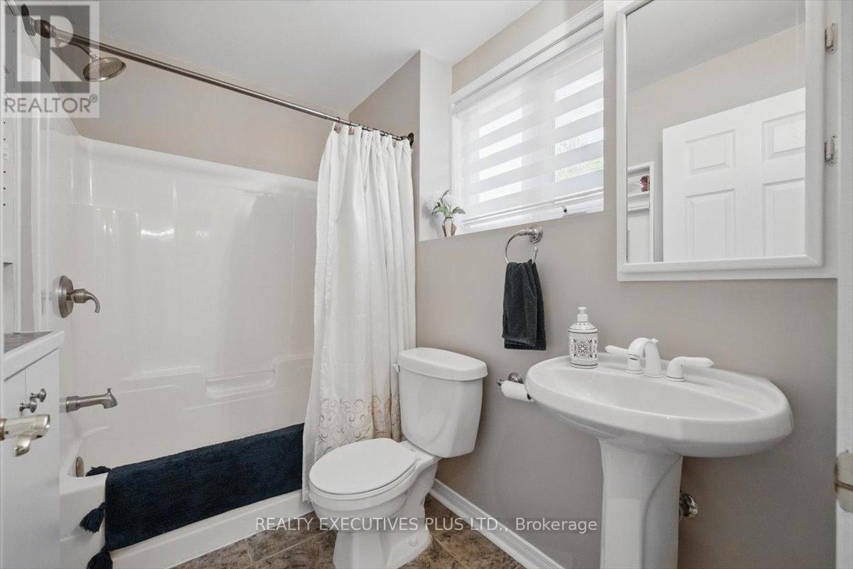 2935 Baseline Road, Clarence-Rockland, Ontario  K0A 3N0 - Photo 31 - X12113646