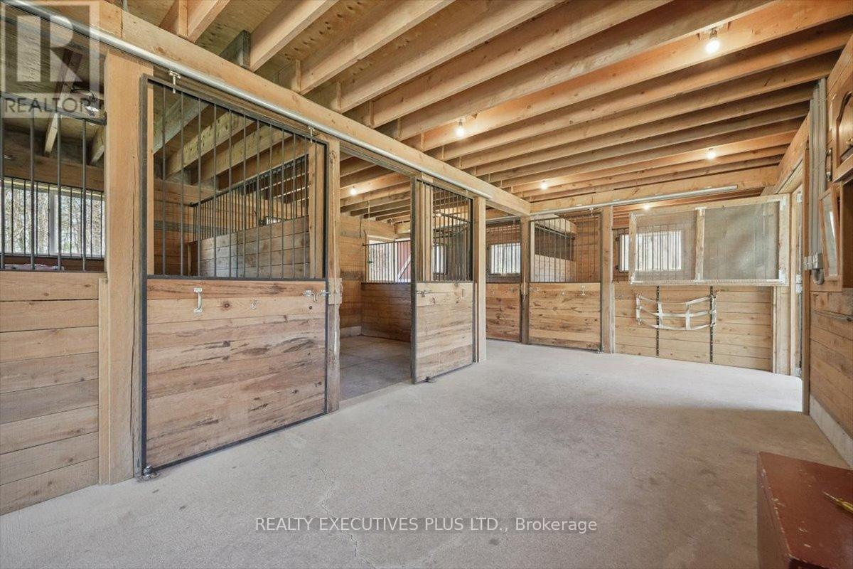 2935 Baseline Road, Clarence-Rockland, Ontario  K0A 3N0 - Photo 38 - X12113646