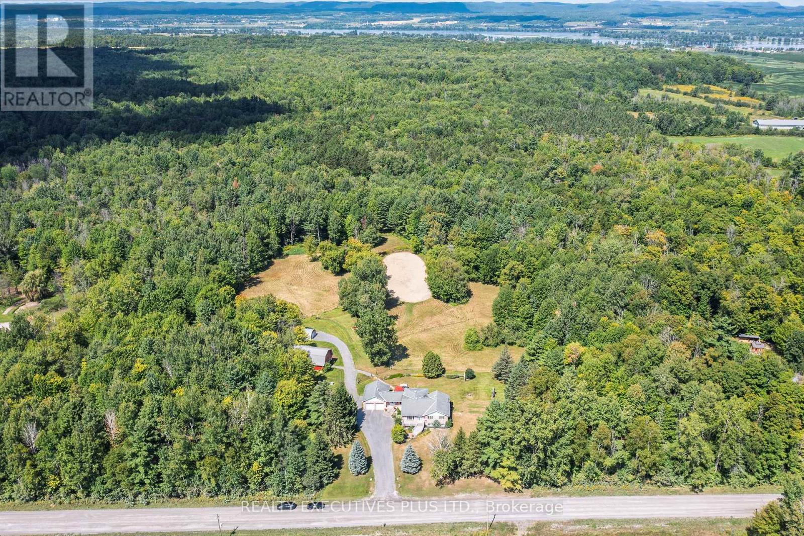 2935 Baseline Road, Clarence-Rockland, Ontario  K0A 3N0 - Photo 5 - X12113646