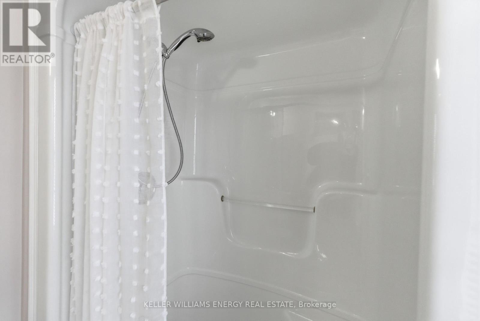 21 Heritage Lane, Clarington (Newcastle), Ontario L1B 1A5 - Photo 25 - E12630380