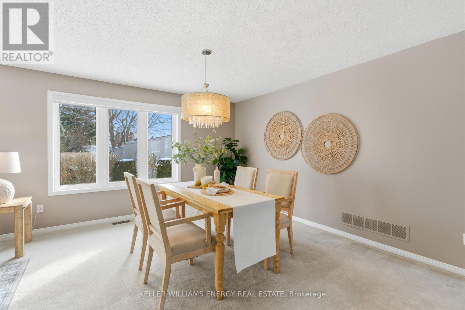 21 Heritage Lane, Clarington (Newcastle), Ontario L1B 1A5 - Photo 5 - E12630380