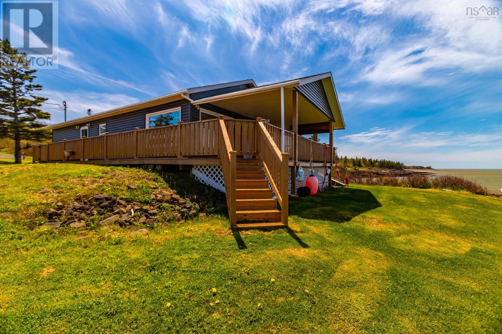 41/45 Sunset Avenue, Phinneys Cove, Nova Scotia  B0S 1L0 - Photo 3 - 202511302