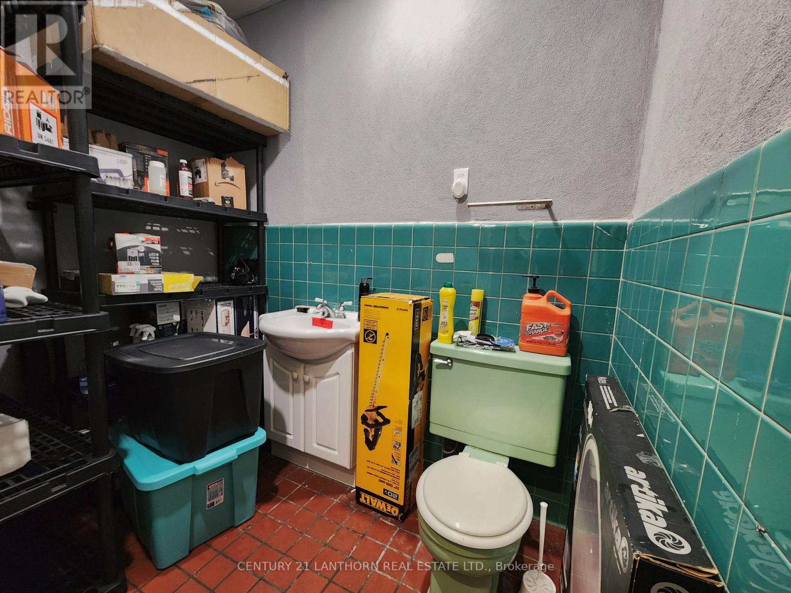 10 Cannifton Road, Belleville, Ontario  K8N 4T7 - Photo 5 - X12630414