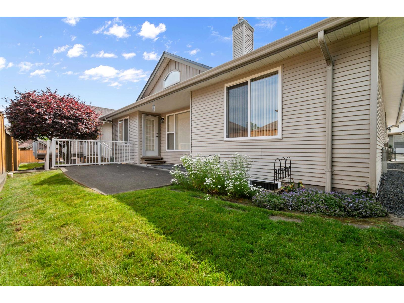 12 45819 Stevenson Road, Sardis East Vedder, Chilliwack, British Columbia  V2R 5T4 - Photo 3 - R3073672