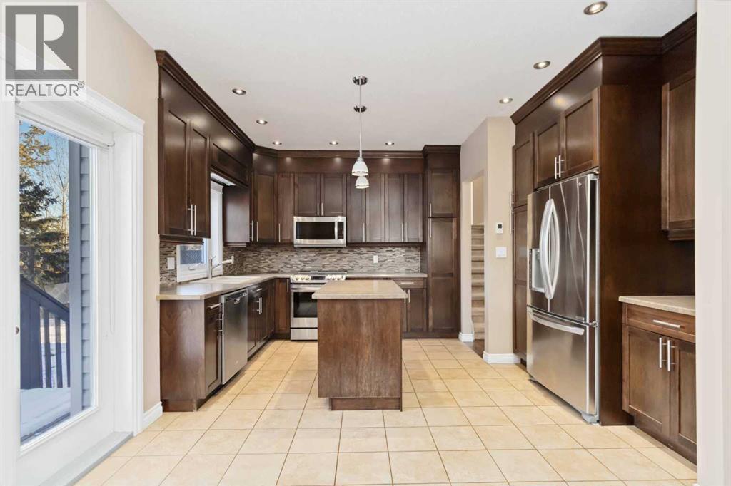 140 Brosseau Crescent, Fort Mcmurray, Alberta T9K 2G8 - Photo 7 - A2272521