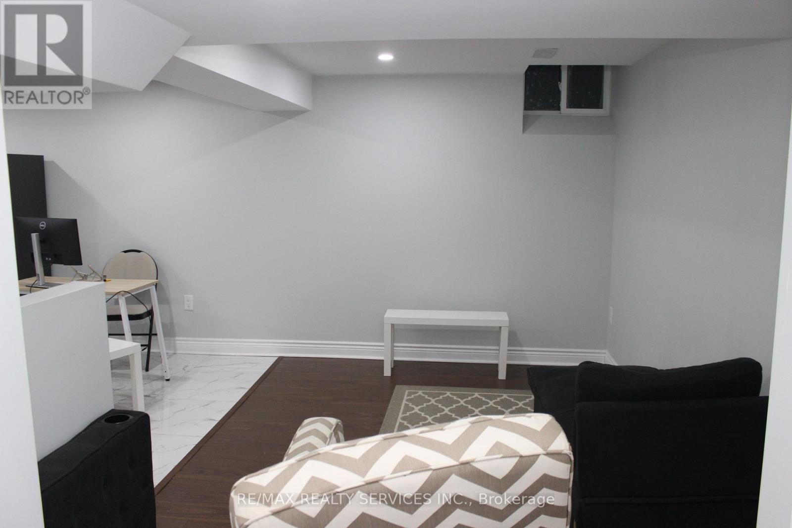 Bsmt-21 Jacksonville Drive, Brampton, Ontario  L6P 2Z3 - Photo 5 - W12630250