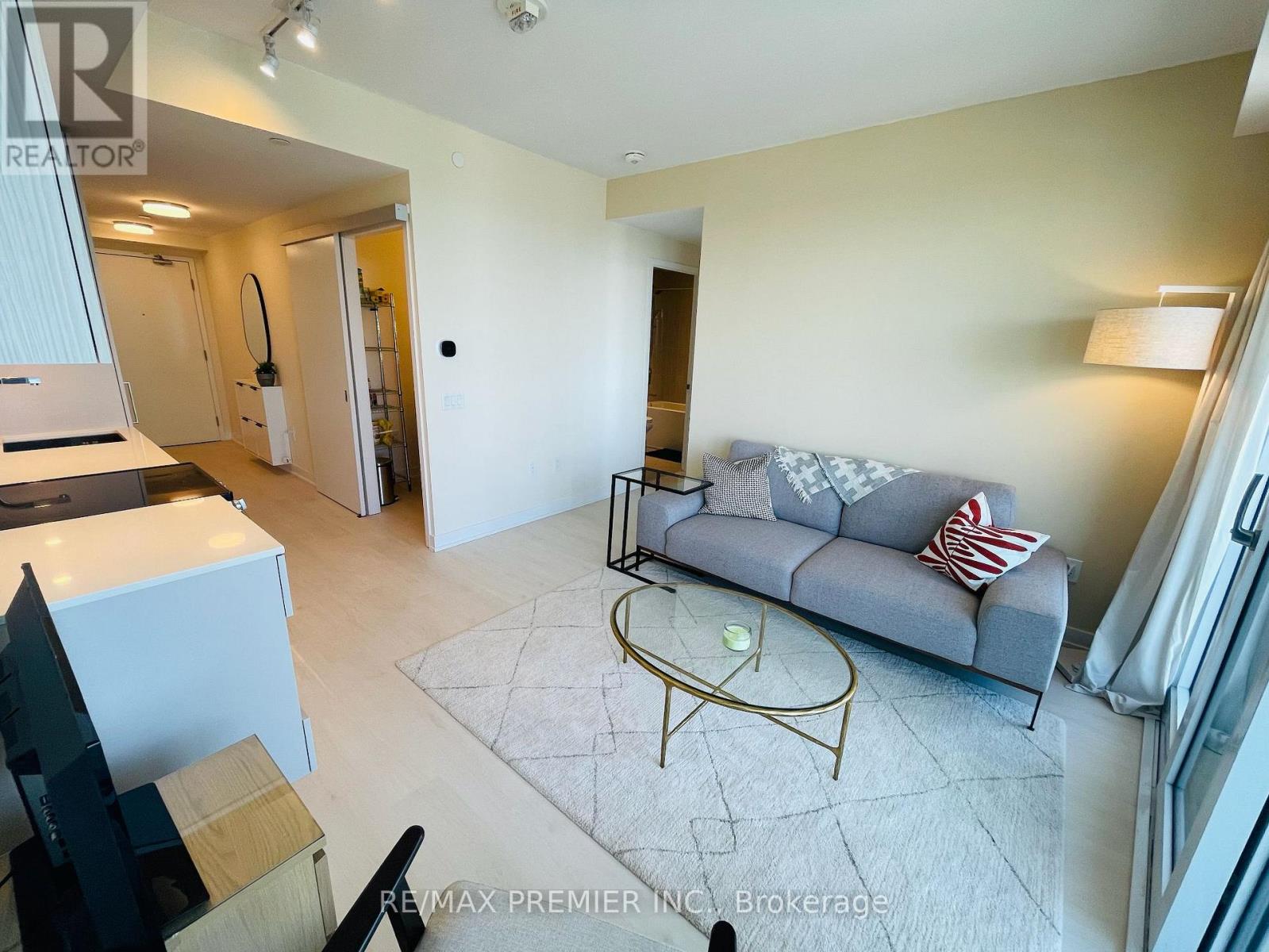 3407 - 3900 Confederation Parkway, Mississauga (City Centre), Ontario  L5B 0M3 - Photo 8 - W12630254