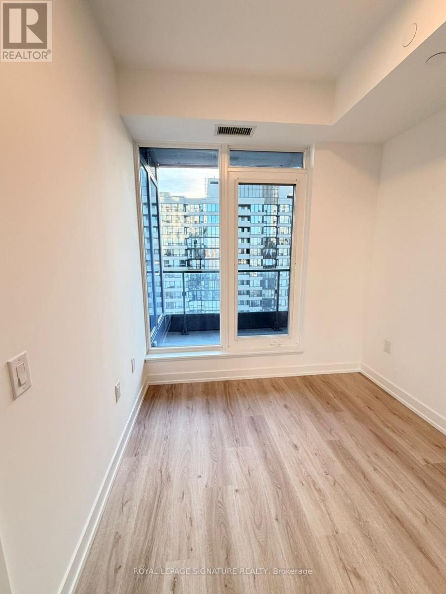 1510 - 395 Square One Drive, Mississauga (City Centre), Ontario  L5B 0P6 - Photo 9 - W12630260