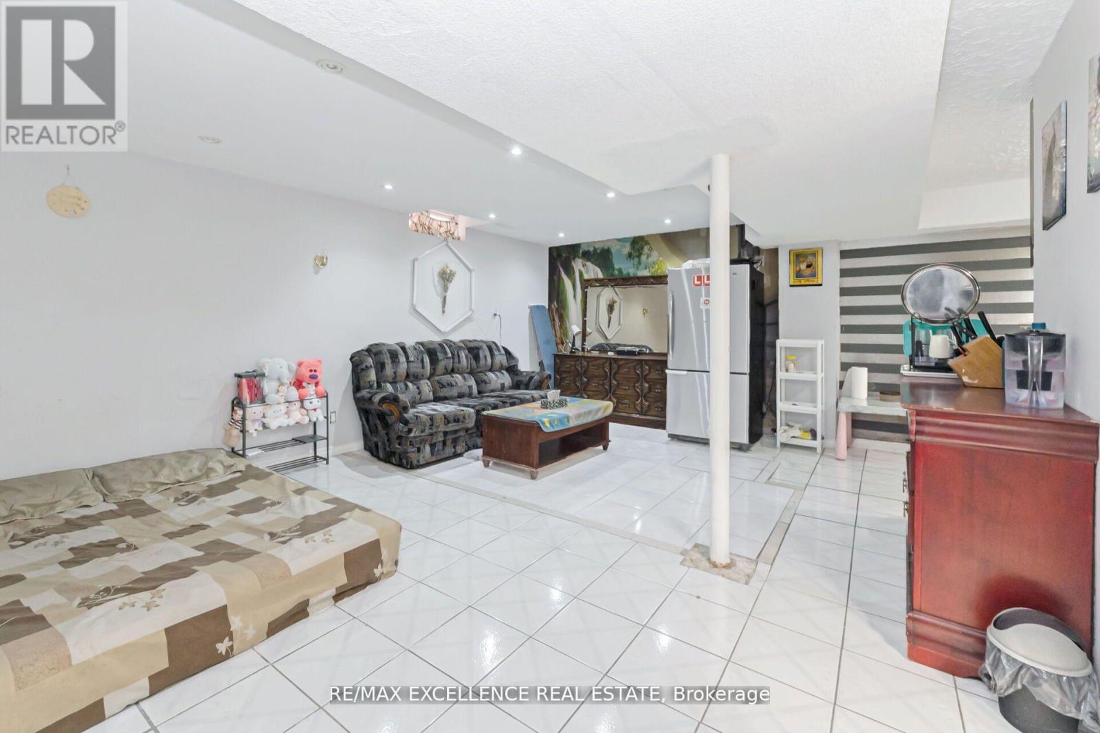 29 Faywood Drive, Brampton, Ontario  L6Y 4K3 - Photo 33 - W12630342