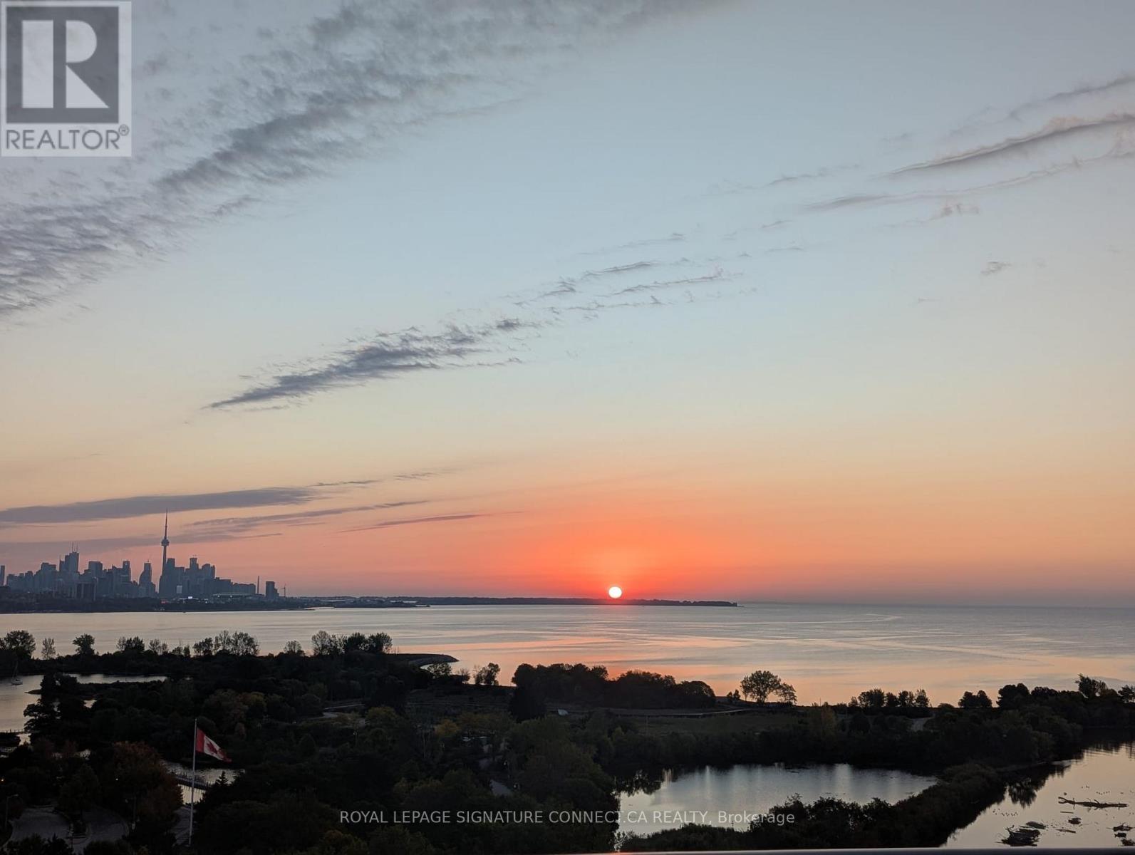 1706 - 2230 Lake Shore Boulevard W, Toronto, Ontario  M8Y 0A2 - Photo 24 - W12630344