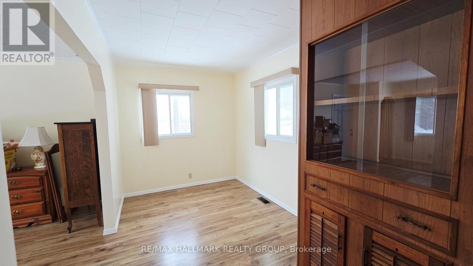 3427 John Shaw Road, Ottawa, Ontario K0A 2H0 - Photo 15 - X12630374