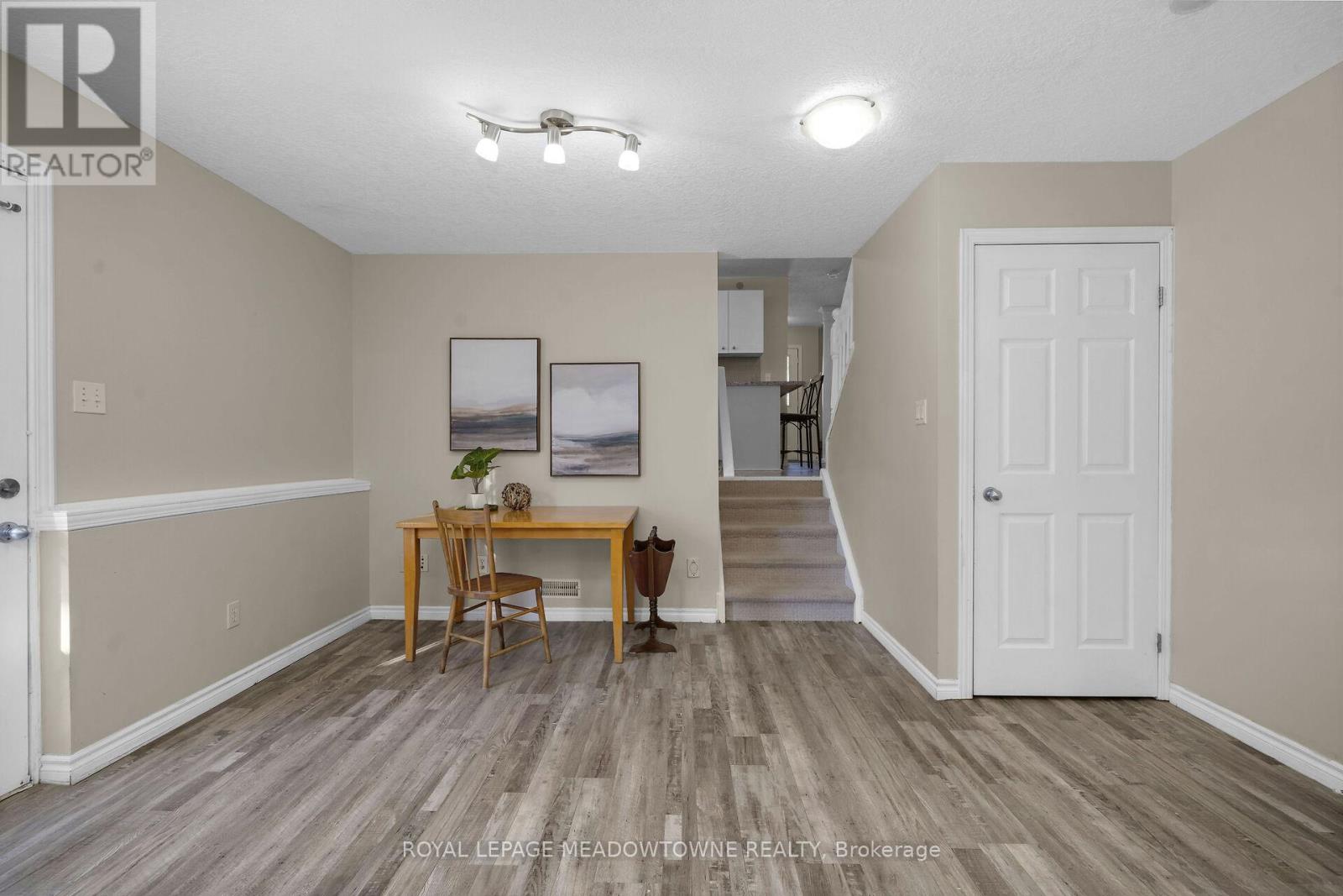 48 Dickinson Court, Centre Wellington, Ontario N0B 1S0 - Photo 26 - X12630280