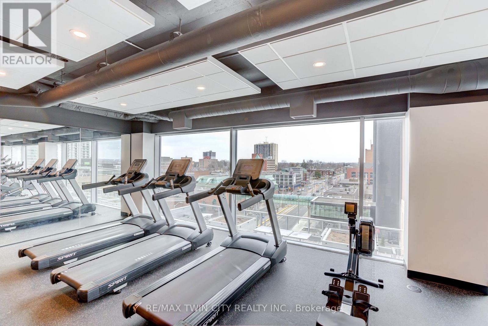 2404 - 60 Frederick Street, Kitchener, Ontario N2H 0C7 - Photo 26 - X12630296