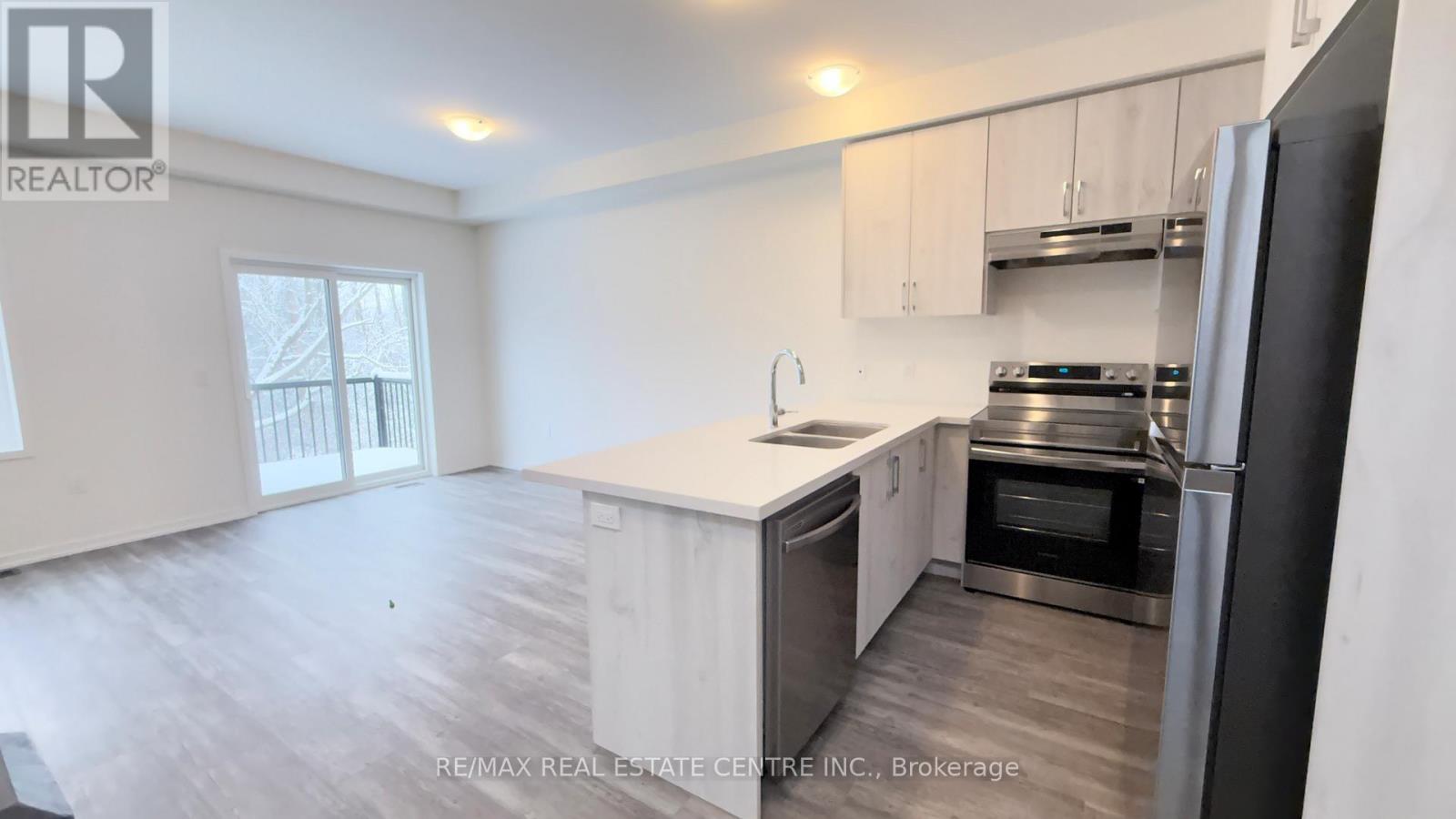 44 Seahorse Common N, Cambridge, Ontario  N1T 0H3 - Photo 5 - X12630302