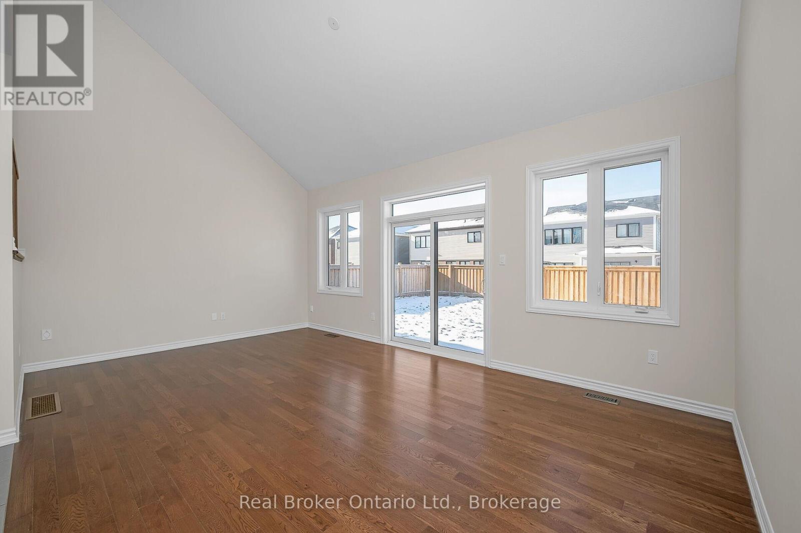 11 Frontier Drive, Thorold, Ontario  L2V 0K3 - Photo 20 - X12630386