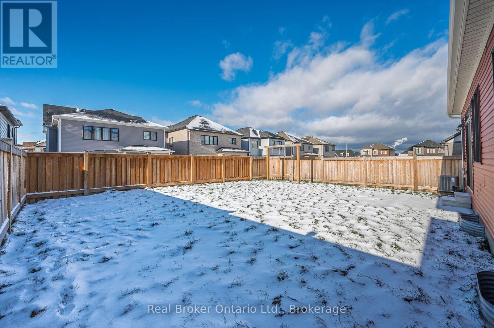 11 Frontier Drive, Thorold, Ontario  L2V 0K3 - Photo 40 - X12630386