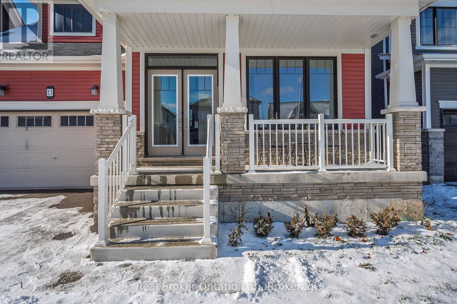 11 Frontier Drive, Thorold, Ontario  L2V 0K3 - Photo 5 - X12630386