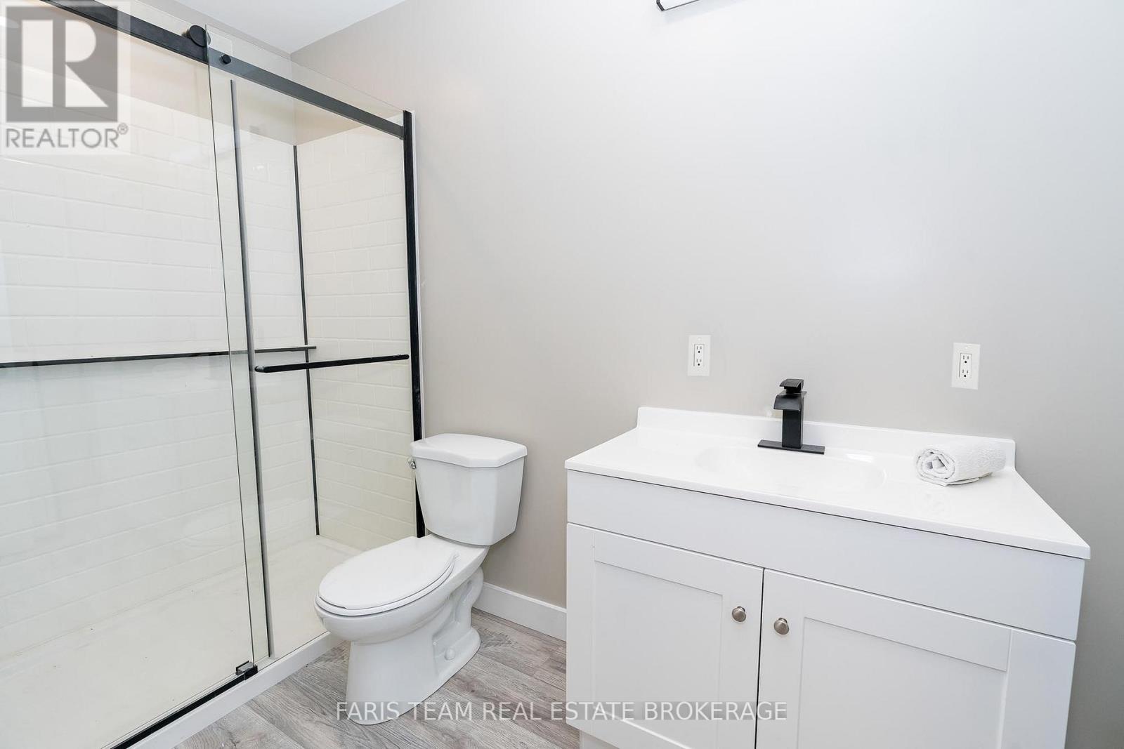 1844 Oakwood Road, Innisfil, Ontario  L9S 2W1 - Photo 19 - N12485521