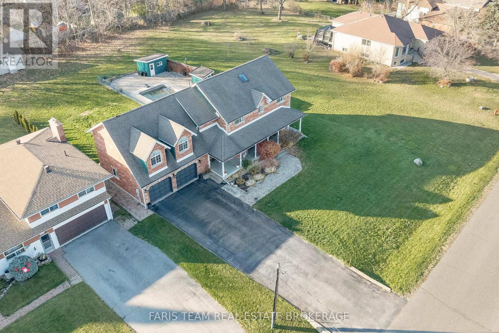 2040 Lea Road, Innisfil (Alcona), Ontario  L9S 1T3 - Photo 3 - N12569250