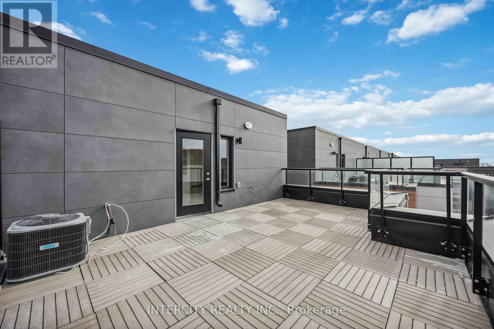 1215 - 8 David Eyer Road, Richmond Hill, Ontario  L4S 0N3 - Photo 26 - N12629922