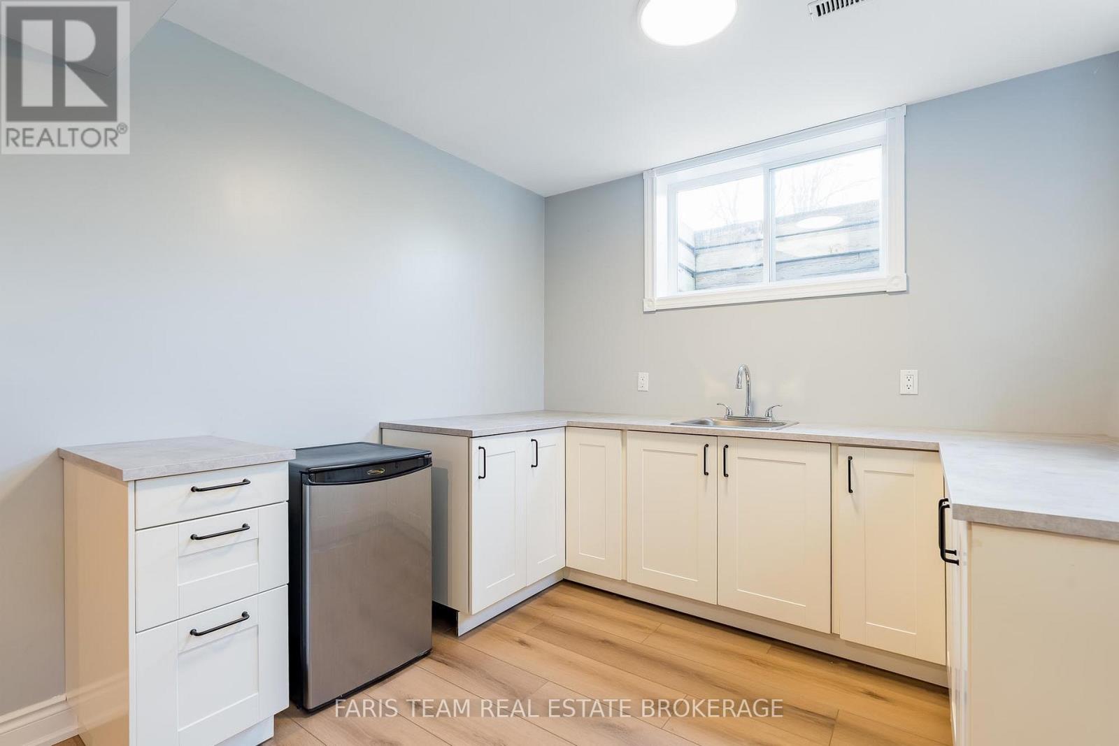 2040 Lea Road, Innisfil (Alcona), Ontario  L9S 1T3 - Photo 33 - N12569250