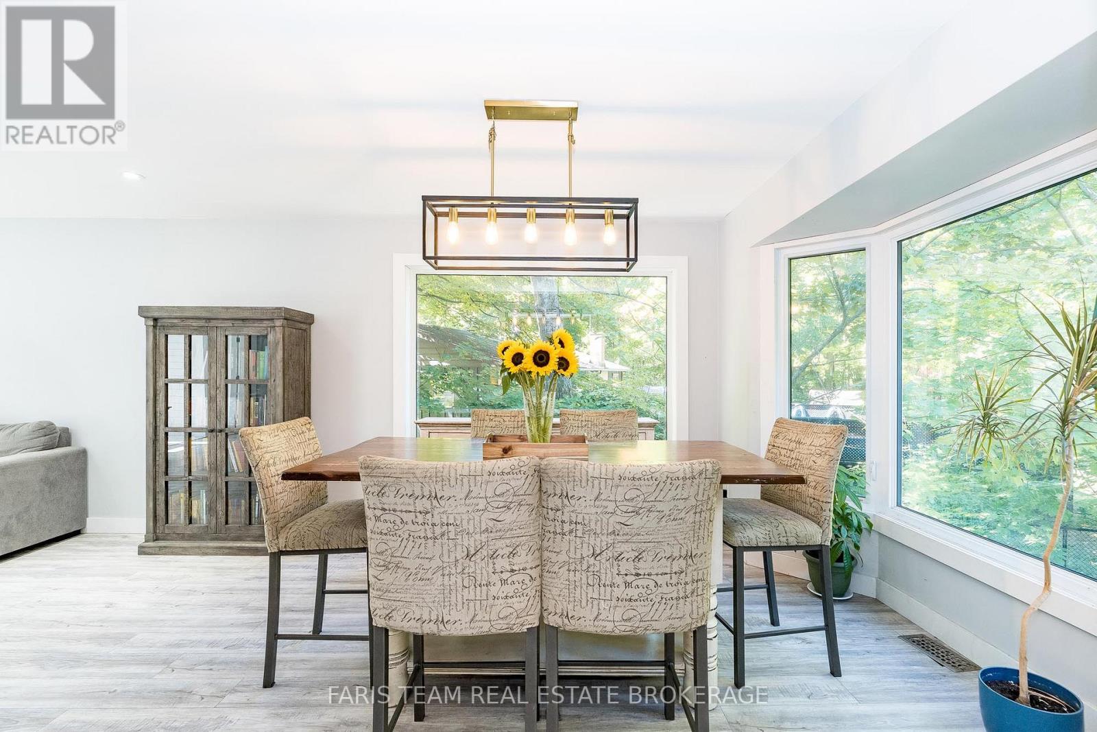 1844 Oakwood Road, Innisfil, Ontario  L9S 2W1 - Photo 10 - N12485521