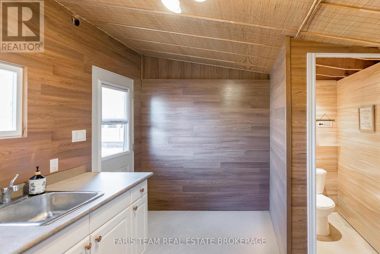 2040 Lea Road, Innisfil (Alcona), Ontario  L9S 1T3 - Photo 46 - N12569250