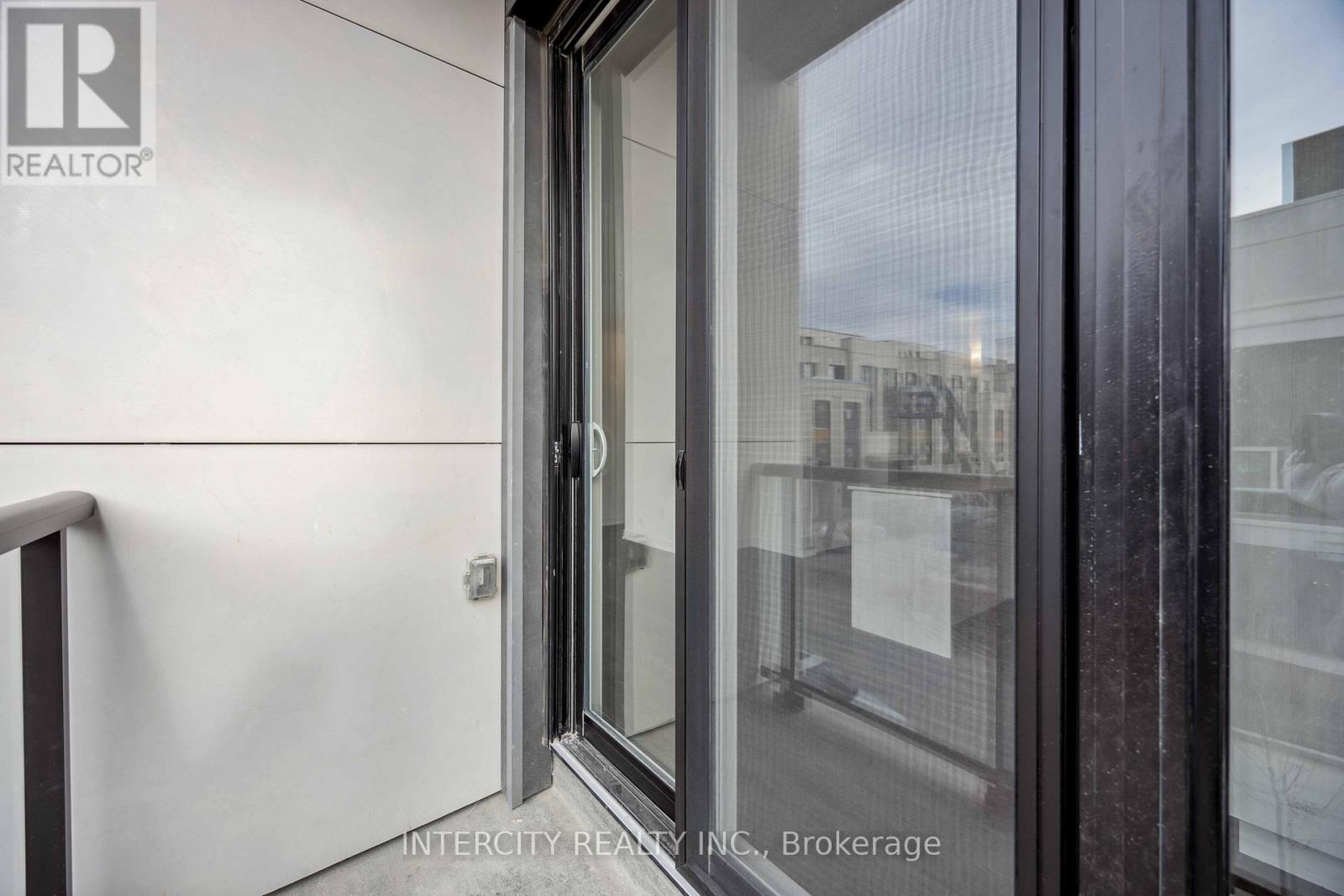 1215 - 8 David Eyer Road, Richmond Hill, Ontario  L4S 0N3 - Photo 21 - N12629922