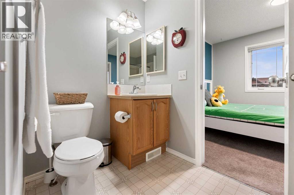 146 Copperstone Grove Se, Calgary, Alberta  T2Z 4X8 - Photo 35 - A2271514