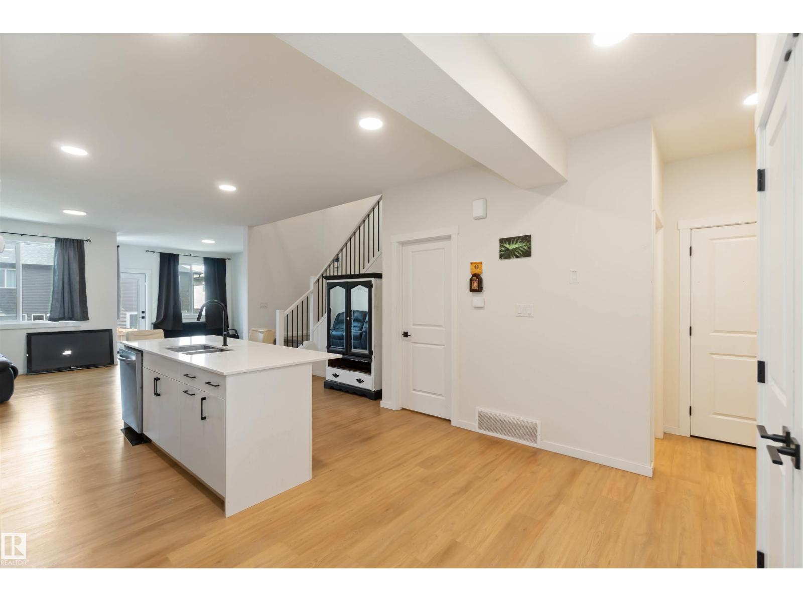 2172 52 St Sw, Edmonton, Alberta  T6X 1Z7 - Photo 9 - E4462259