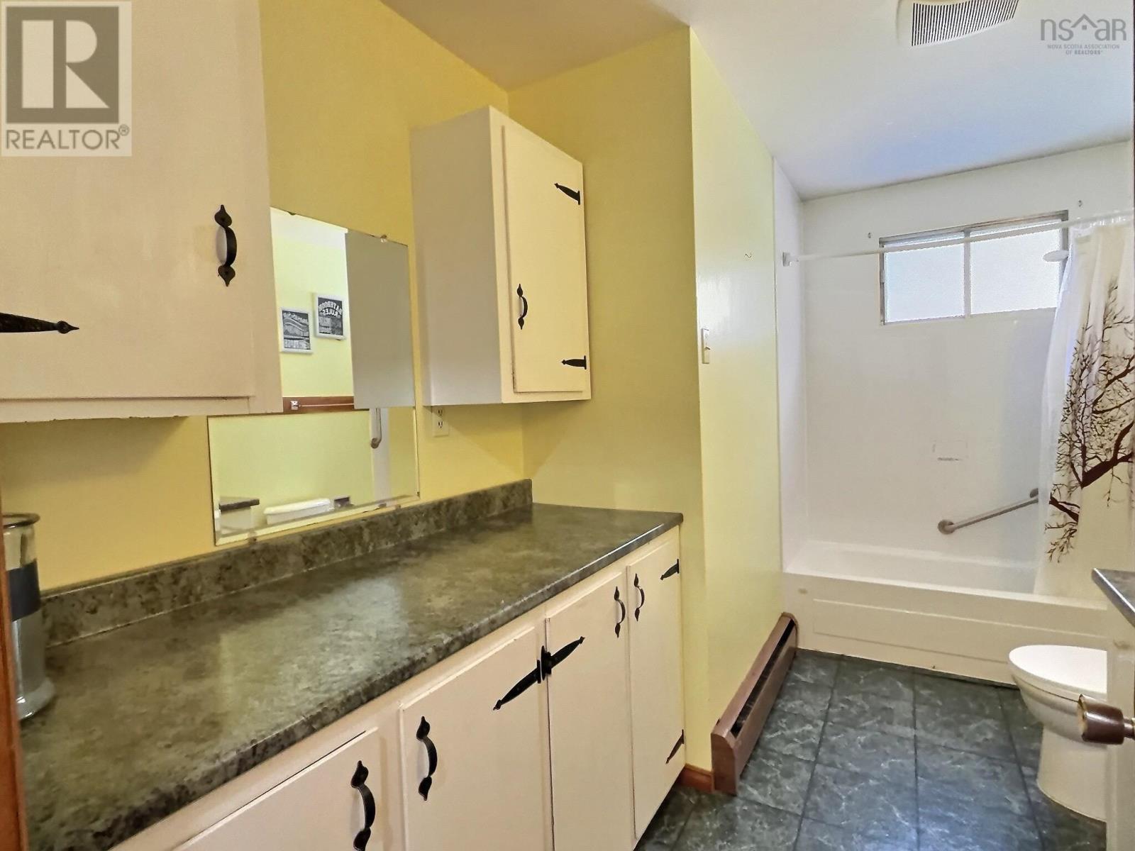 11558 Ns-224, Middle Musquodoboit, Nova Scotia B0N 1X0 - Photo 11 - 202529369