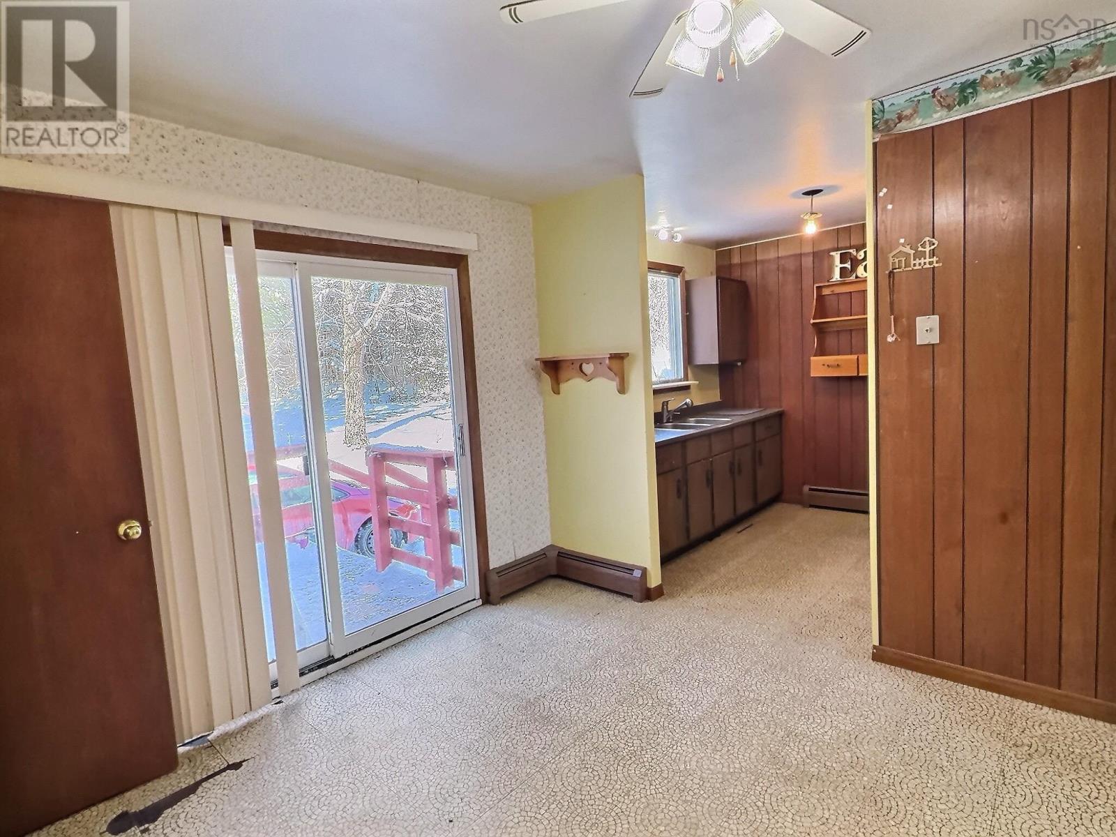 11558 Ns-224, Middle Musquodoboit, Nova Scotia B0N 1X0 - Photo 6 - 202529369