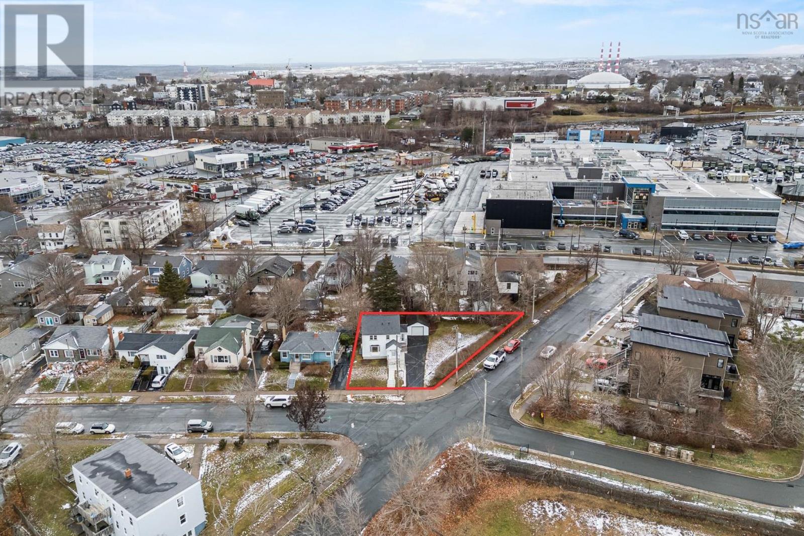 3381 Claremont Street, Halifax, Nova Scotia  B3L 3L6 - Photo 2 - 202529400
