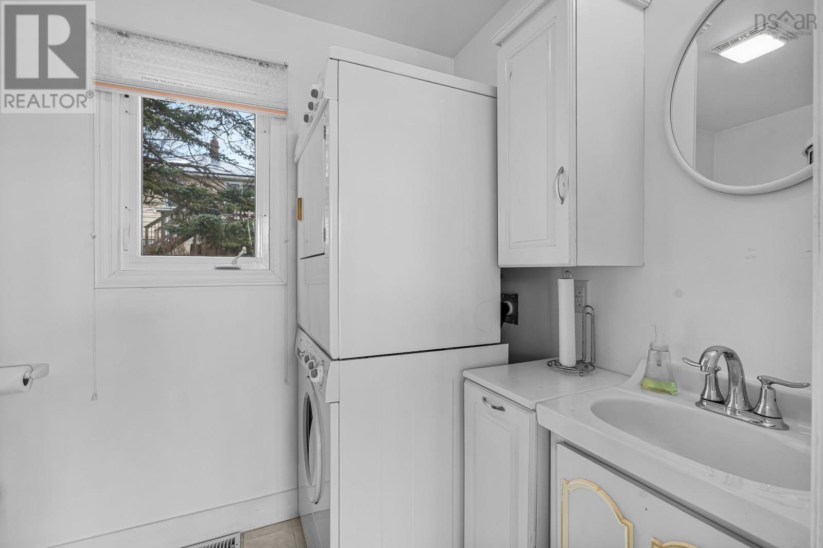 3381 Claremont Street, Halifax, Nova Scotia  B3L 3L6 - Photo 12 - 202529400