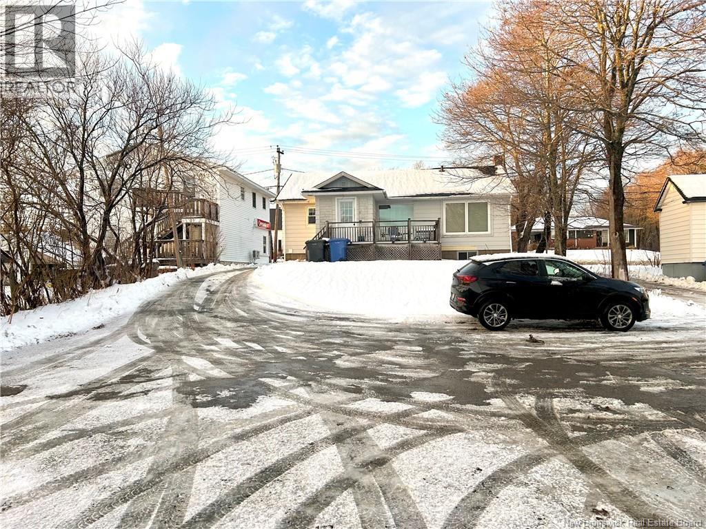 740 King George Hwy, Miramichi, New Brunswick  E1V 1P8 - Photo 2 - NB131239