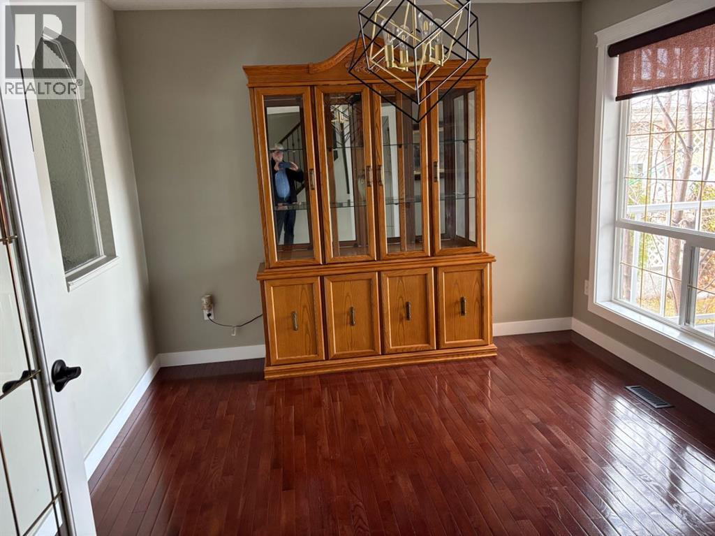 425 Fairmont Boulevard S, Lethbridge, Alberta T1K 7G2 - Photo 7 - A2267871