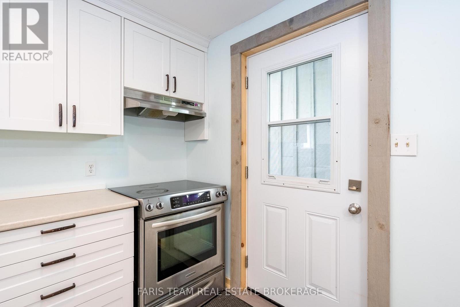 3 John Drive, Innisfil, Ontario  L0L 1L0 - Photo 30 - N12600938