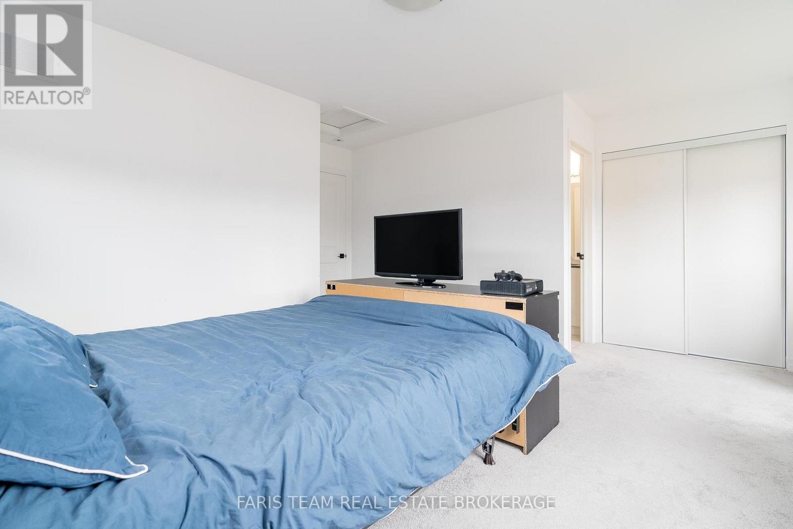 97 Gateland Drive, Barrie, Ontario  L9J 0N2 - Photo 20 - S12424473