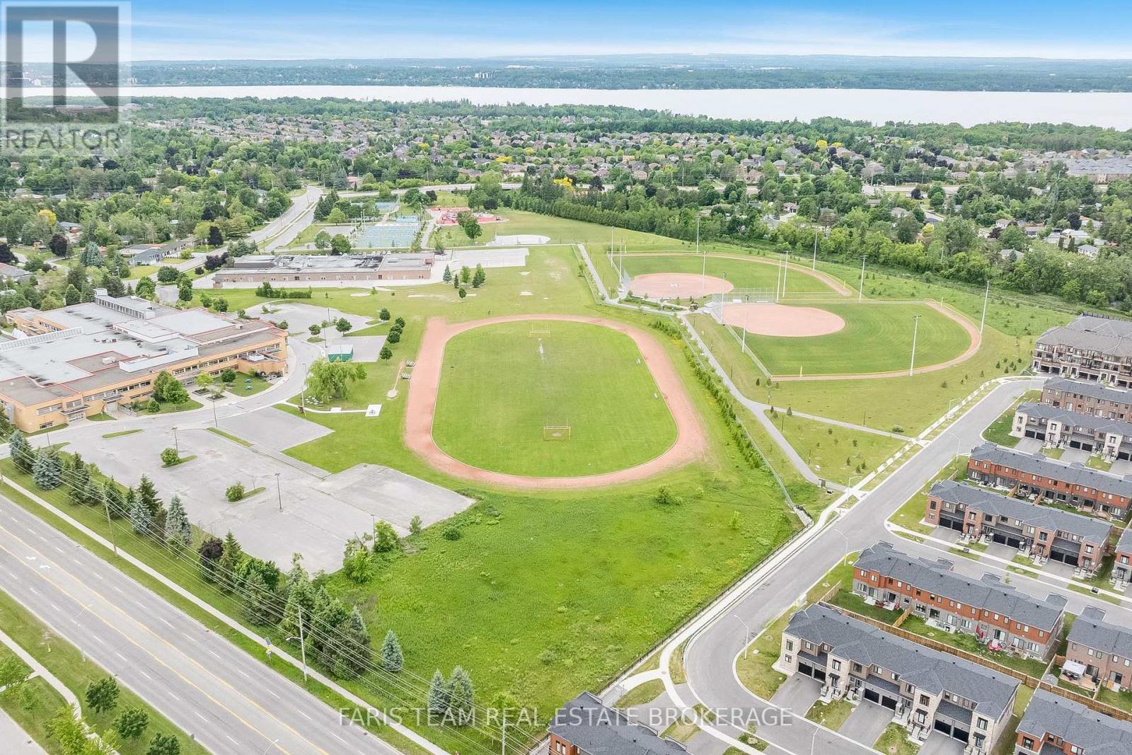 97 Gateland Drive, Barrie, Ontario  L9J 0N2 - Photo 35 - S12424473