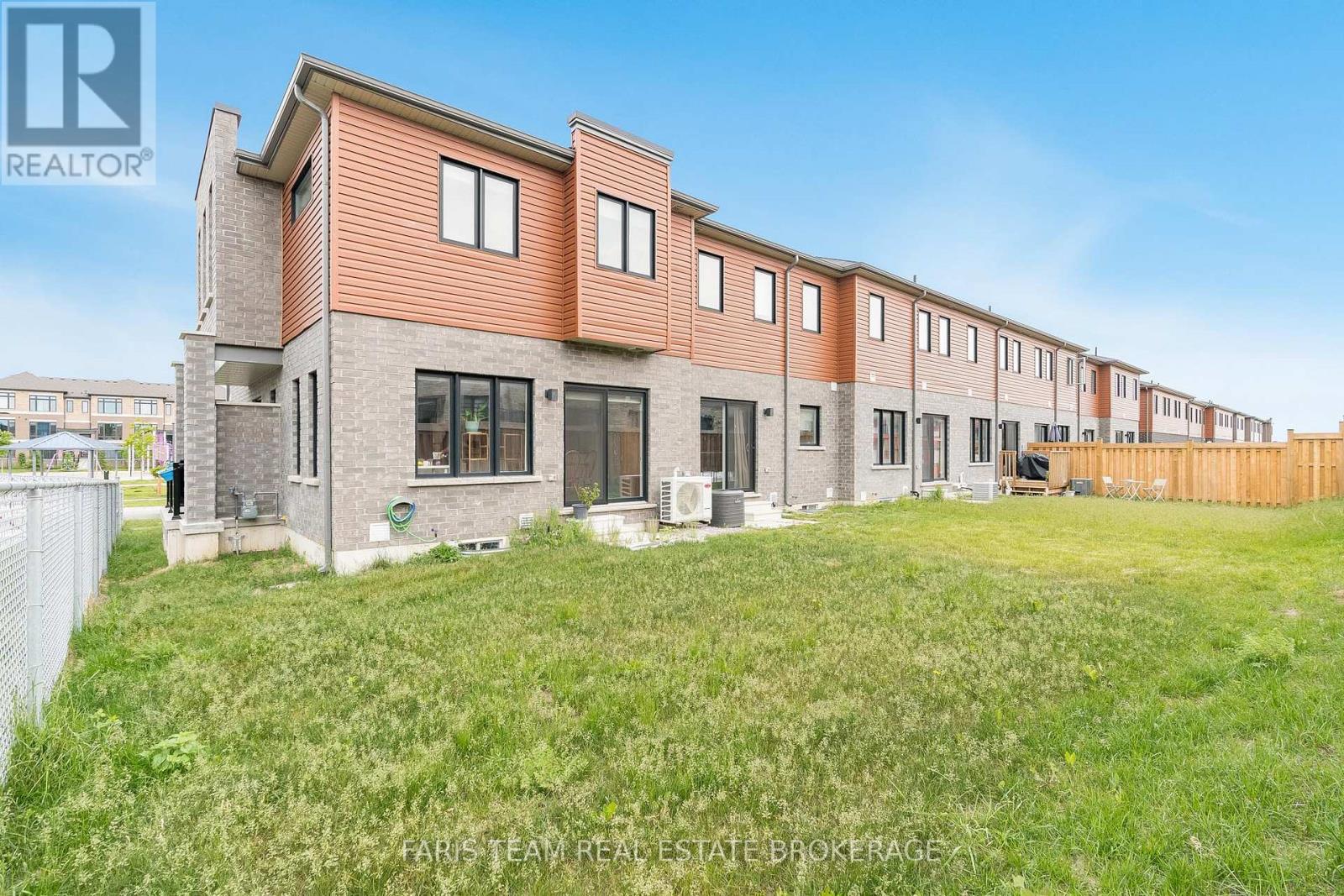 97 Gateland Drive, Barrie, Ontario  L9J 0N2 - Photo 28 - S12424473