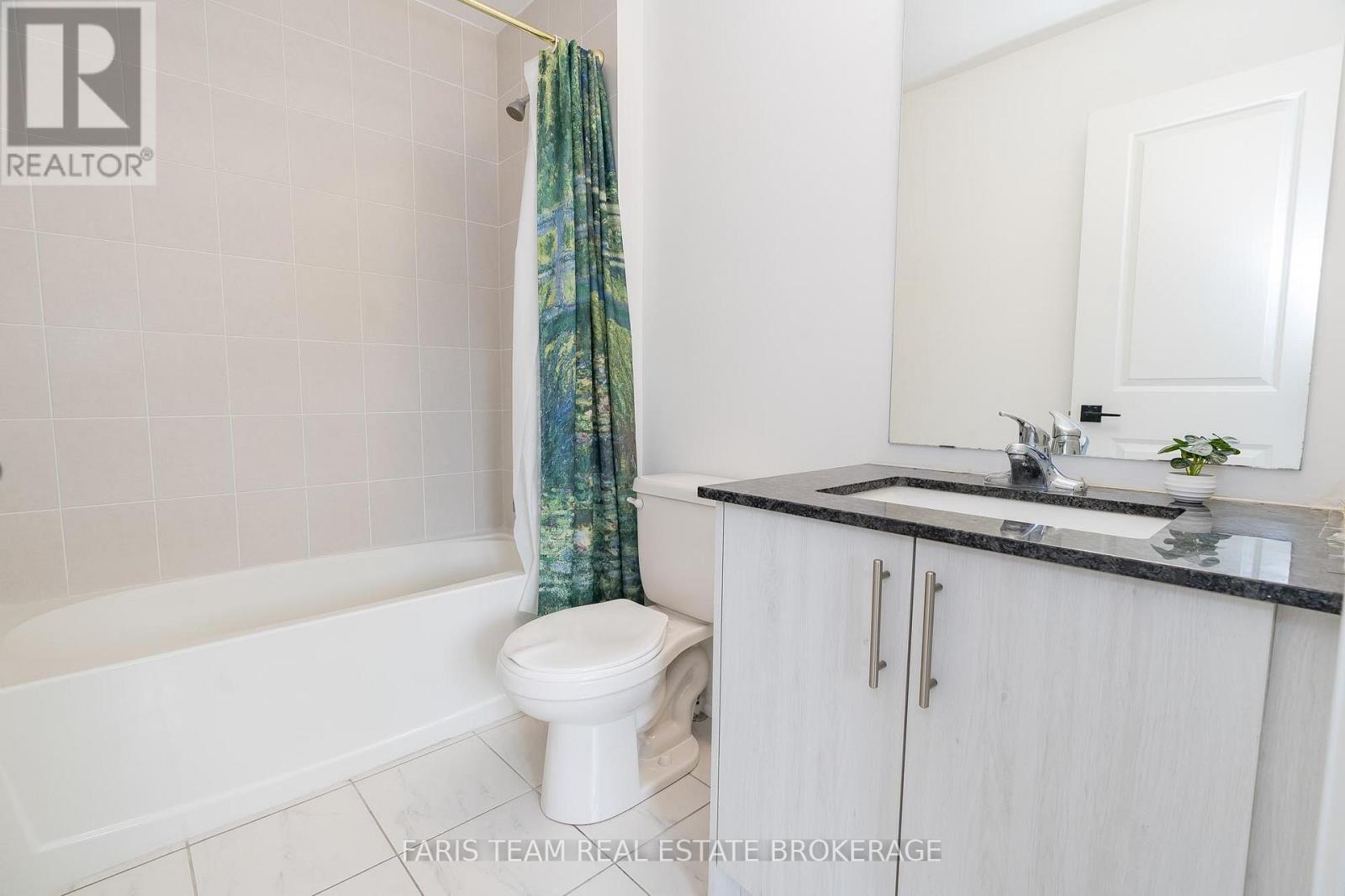 97 Gateland Drive, Barrie, Ontario  L9J 0N2 - Photo 21 - S12424473